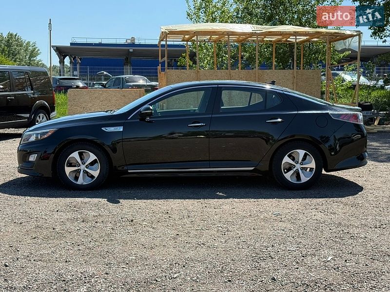 Седан Kia Optima 2014 в Киеве