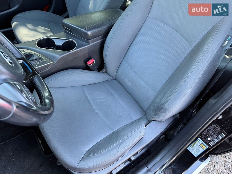 Седан Kia Optima 2014 в Киеве