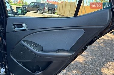 Седан Kia Optima 2014 в Киеве