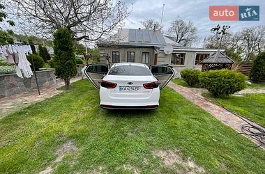 Седан Kia Optima 2014 в Киеве