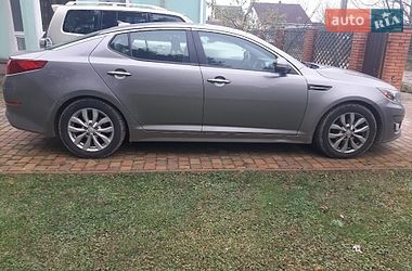 Седан Kia Optima 2015 в Киеве