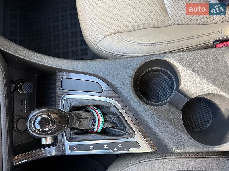 Седан Kia Optima 2013 в Киеве