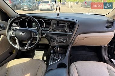 Седан Kia Optima 2013 в Киеве