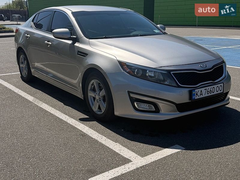 Седан Kia Optima 2013 в Киеве