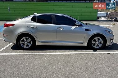 Седан Kia Optima 2013 в Киеве