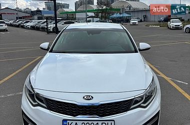 Седан Kia Optima 2019 в Києві