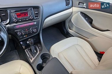 Седан Kia Optima 2011 в Києві