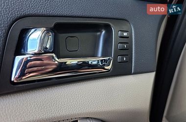 Седан Kia Optima 2011 в Києві