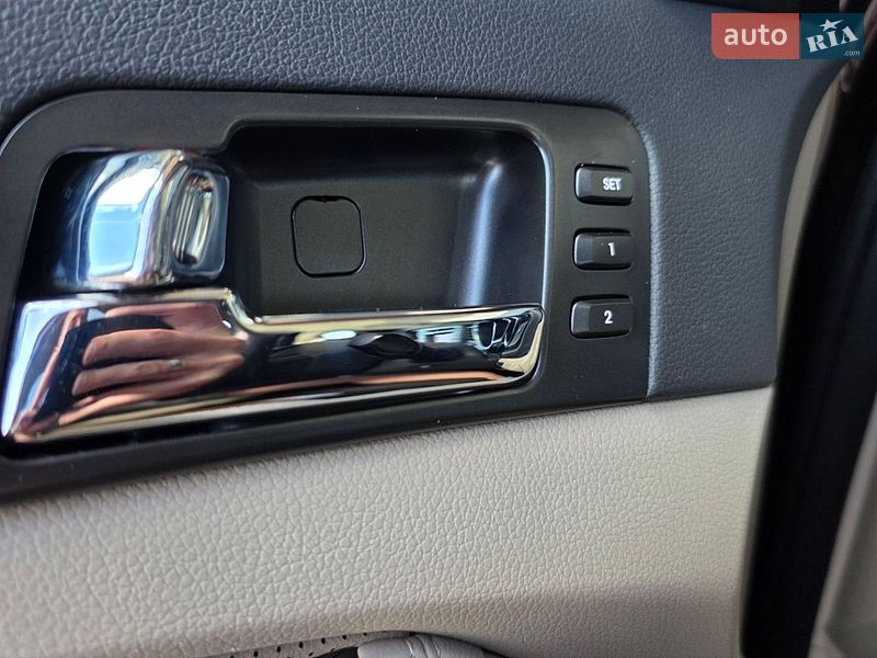 Седан Kia Optima 2011 в Києві