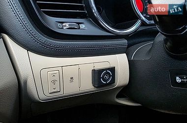 Седан Kia Optima 2011 в Києві