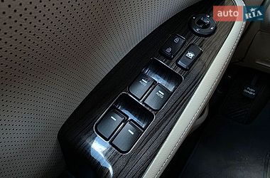 Седан Kia Optima 2011 в Києві