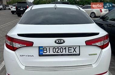 Седан Kia Optima 2013 в Харькове