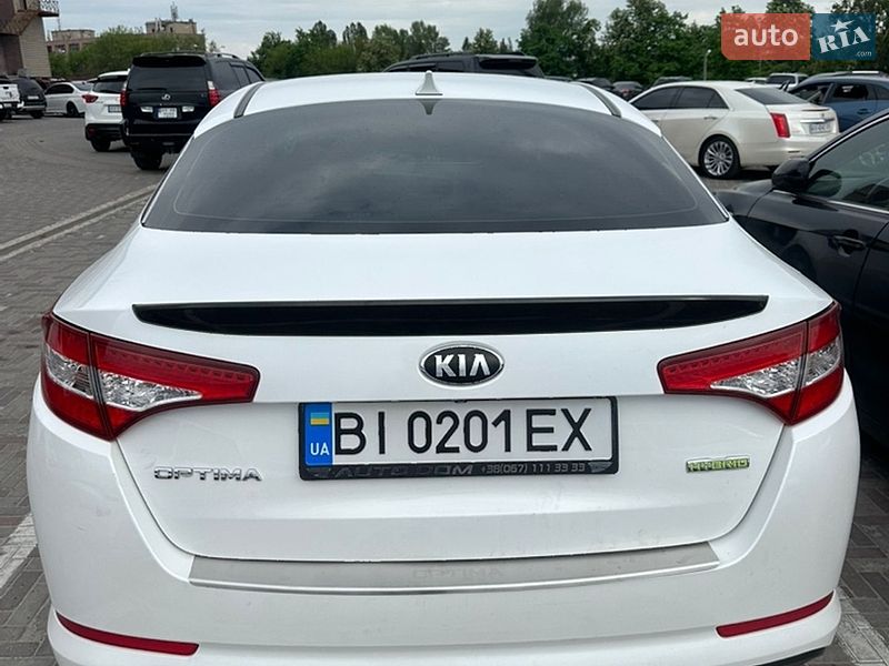 Седан Kia Optima 2013 в Харькове