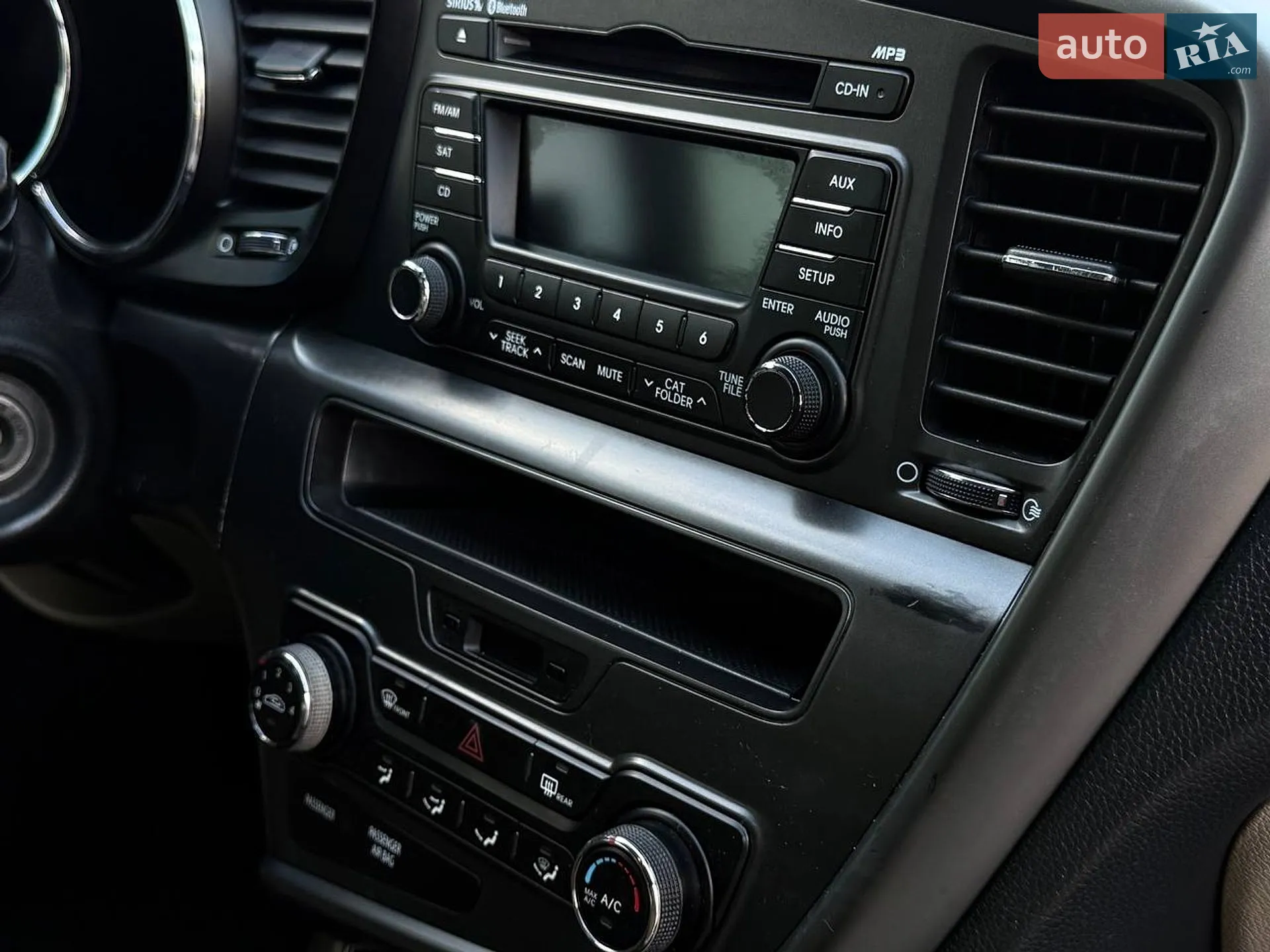 2012 Kia Optima - мініатюра 23