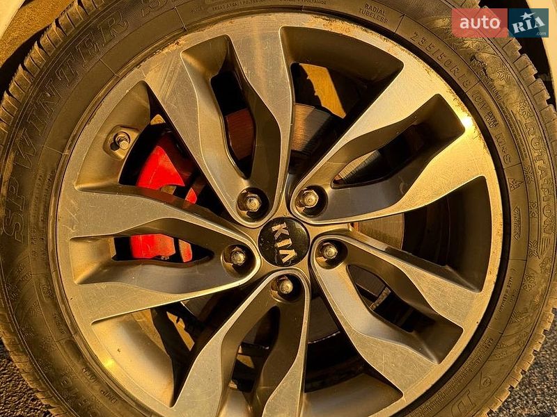 Седан Kia Optima 2013 в Харькове