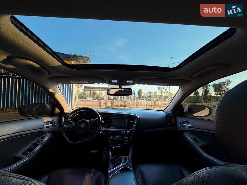 Седан Kia Optima 2013 в Харькове