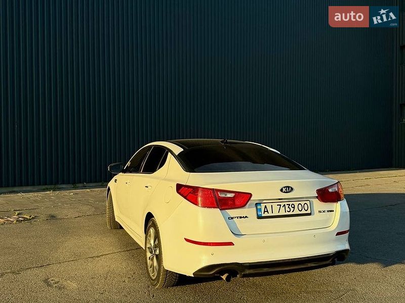 Седан Kia Optima 2013 в Харькове