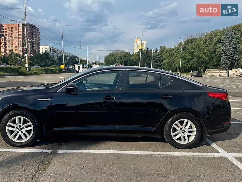 Седан Kia Optima 2011 в Києві