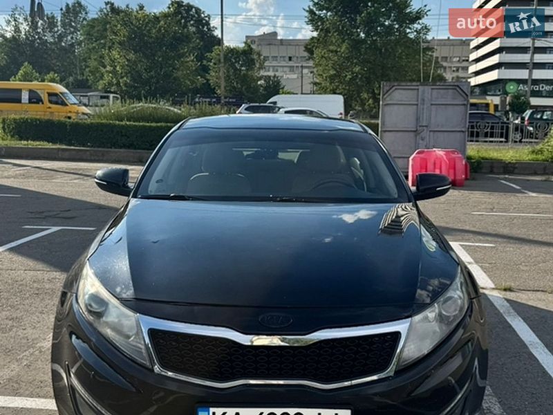 Седан Kia Optima 2011 в Києві