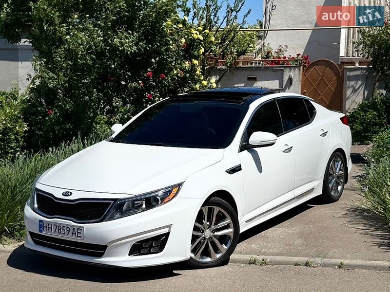 Седан Kia Optima 2015 в Одессе