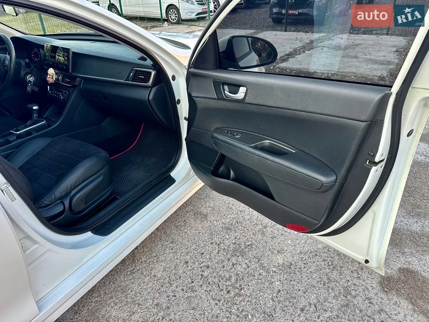 2017 Kia Optima - мініатюра 41
