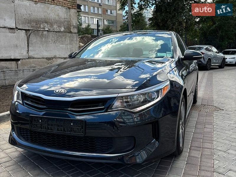 Седан Kia Optima 2017 в Одессе