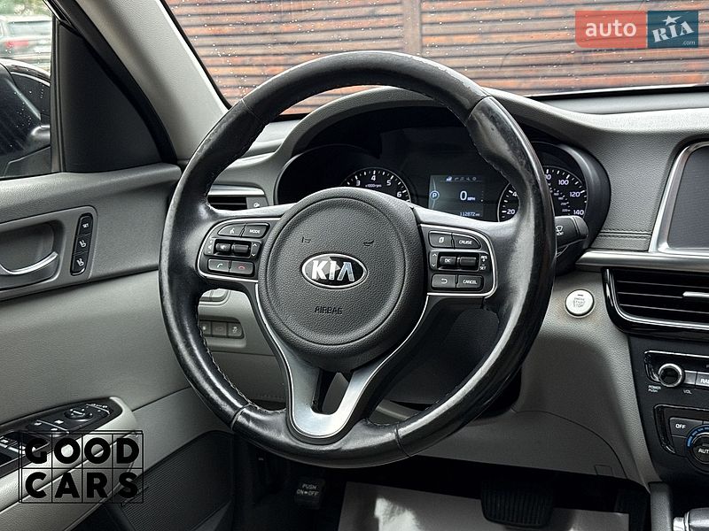 Седан Kia Optima 2016 в Одесі