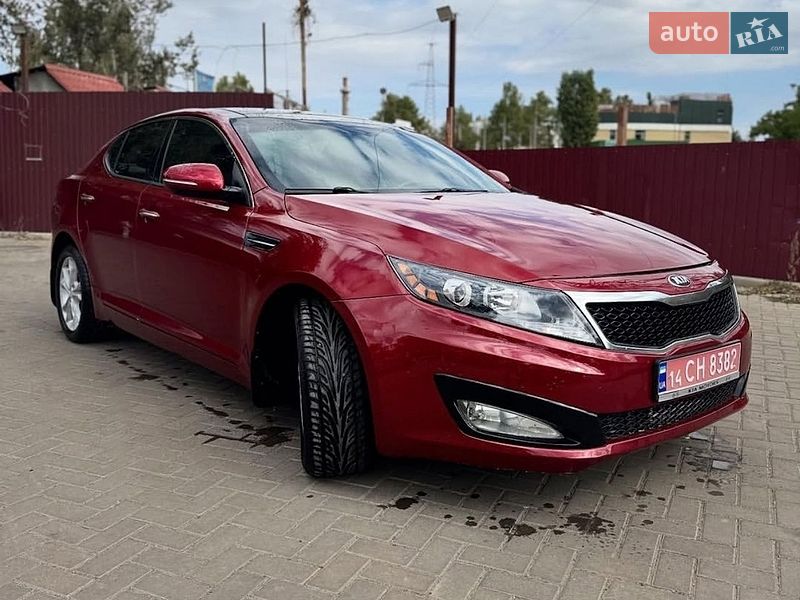 Седан Kia Optima 2012 в Николаеве