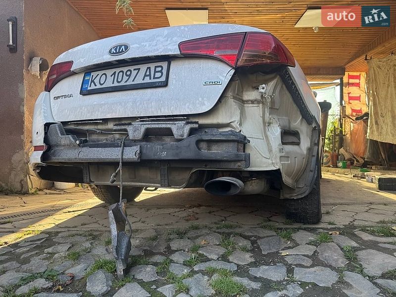 Седан Kia Optima 2012 в Мукачевому