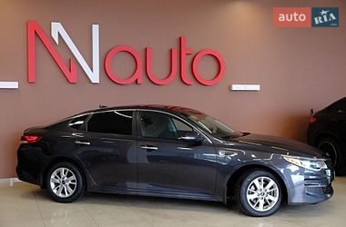 Седан Kia Optima 2017 в Одессе