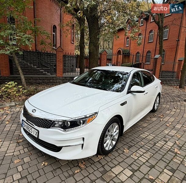 Седан Kia Optima 2016 в Одесі