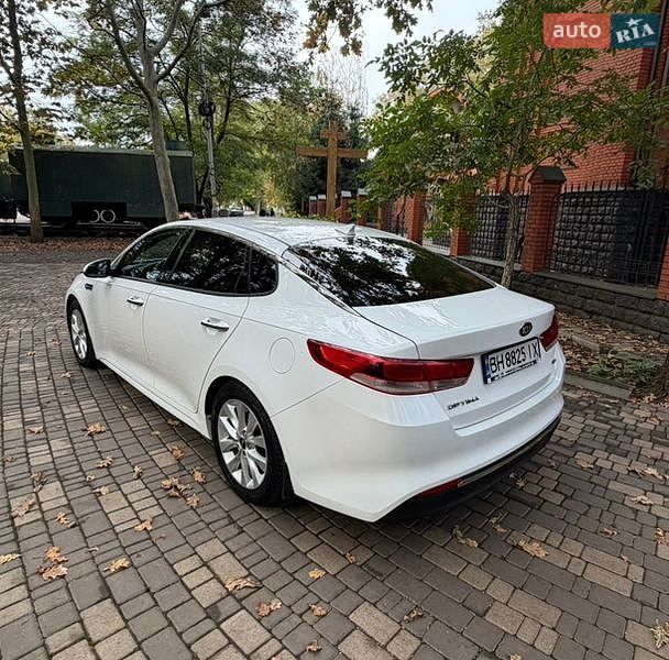 Седан Kia Optima 2016 в Одесі