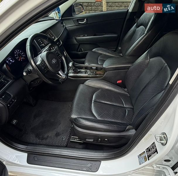 Седан Kia Optima 2016 в Одесі