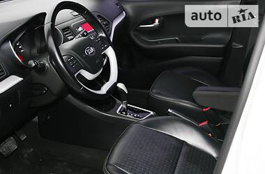 Хэтчбек Kia Picanto 2015 в Киеве