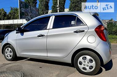 Хэтчбек Kia Picanto 2014 в Чернигове