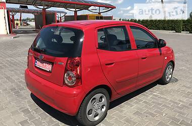 Хэтчбек Kia Picanto 2008 в Луцке