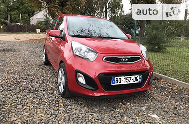 Хэтчбек Kia Picanto 2014 в Луцке