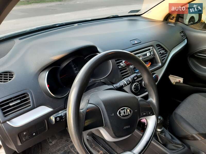 Хэтчбек Kia Picanto 2015 в Кропивницком