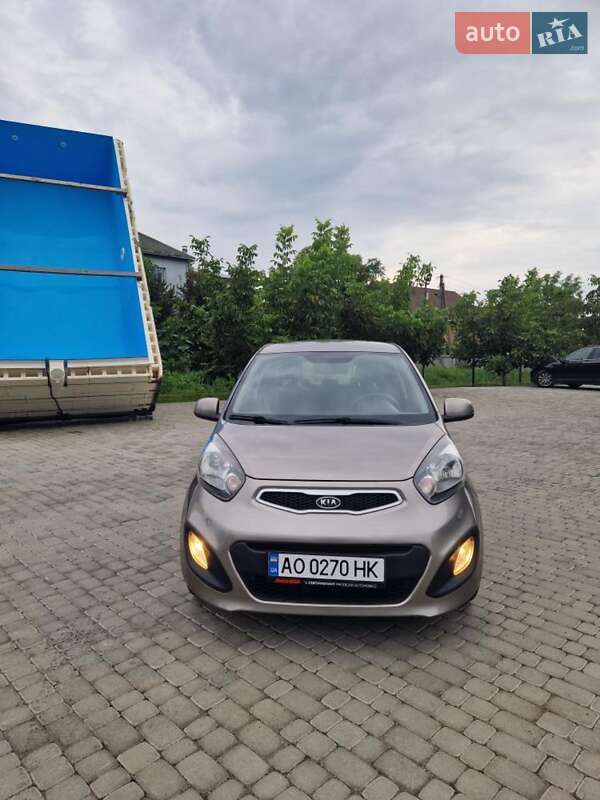 Хэтчбек Kia Picanto 2011 в Мукачево