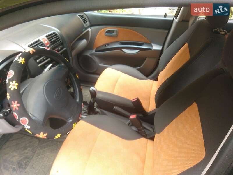 Хэтчбек Kia Picanto 2006 в Черновцах