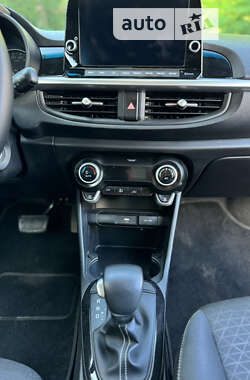 Хетчбек Kia Picanto 2022 в 