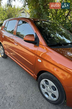 Хэтчбек Kia Picanto 2008 в 