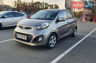 Хетчбек Kia Picanto 2012 в Києві