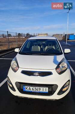 Хэтчбек Kia Picanto 2011 в 