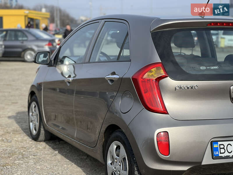 Хэтчбек Kia Picanto 2012 в Львове