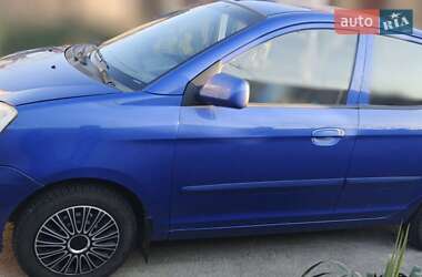 Хэтчбек Kia Picanto 2005 в 