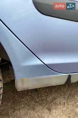 Хэтчбек Kia Picanto 2005 в 