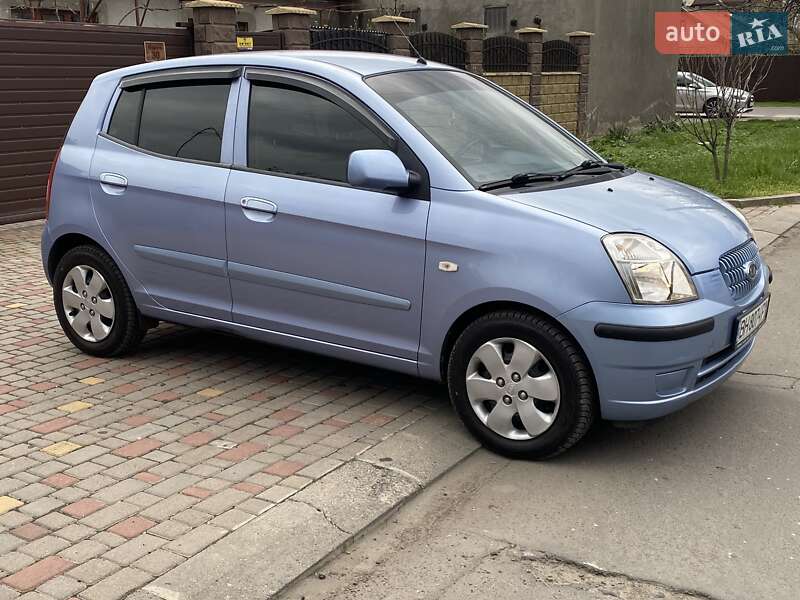 Хэтчбек Kia Picanto 2004 в 