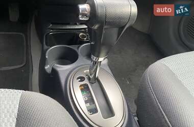 Хэтчбек Kia Picanto 2004 в 