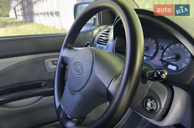 Хетчбек Kia Picanto 2007 в 